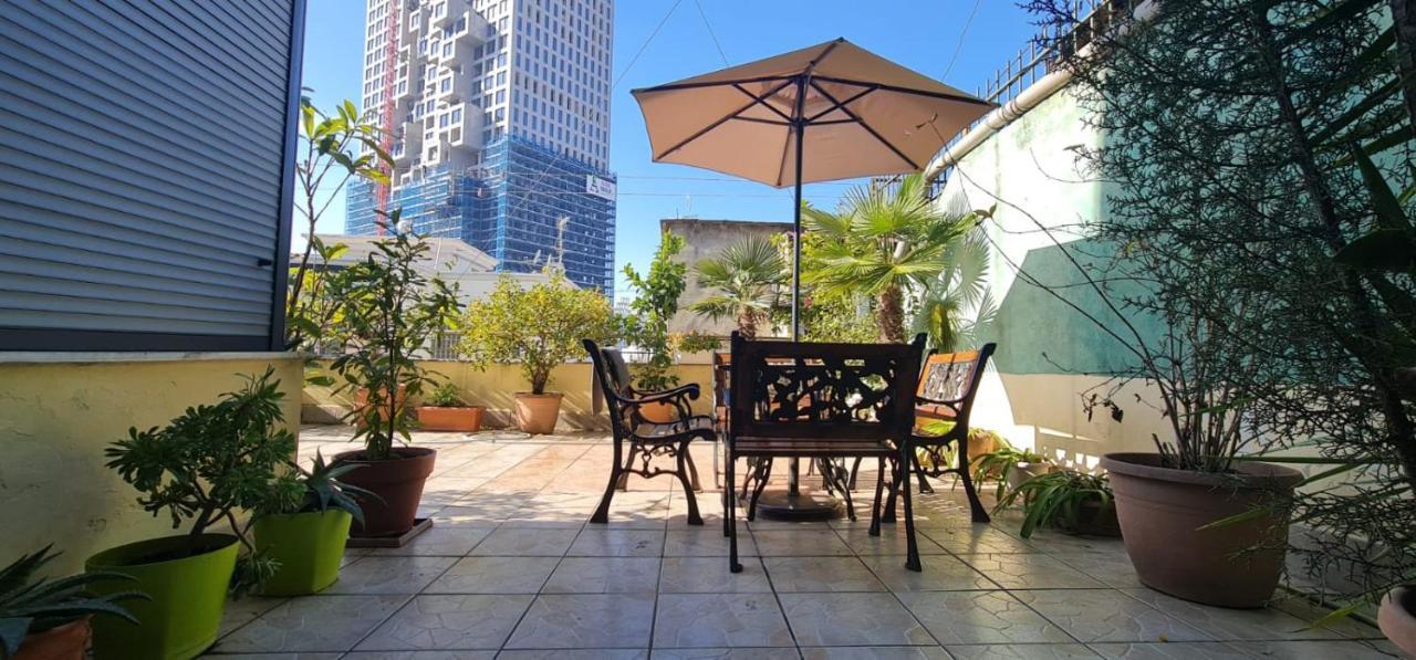 Apartment The Bloom Veranda - Elegant Center Retreat *
