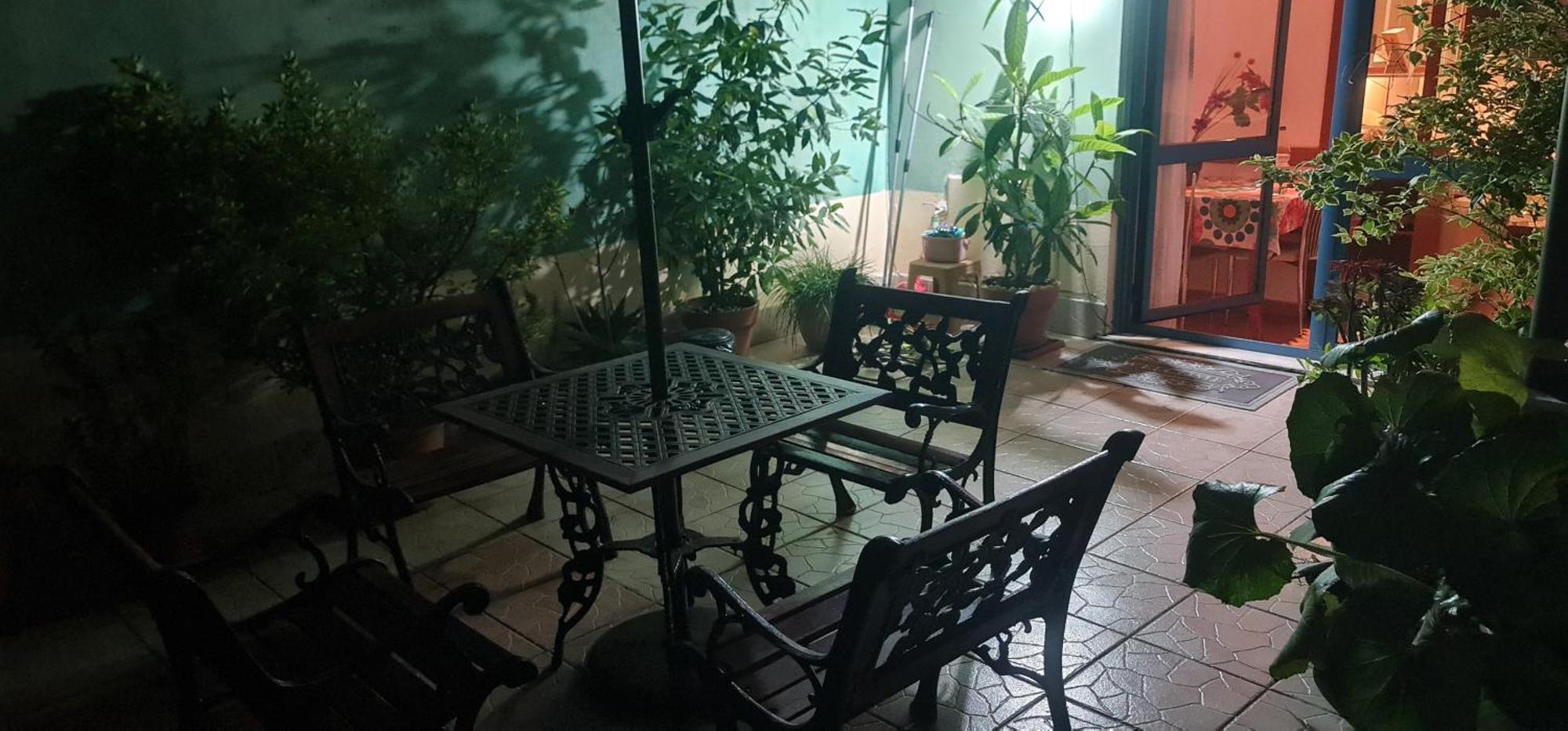 Apartment The Bloom Veranda - Elegant Center Retreat Tirana